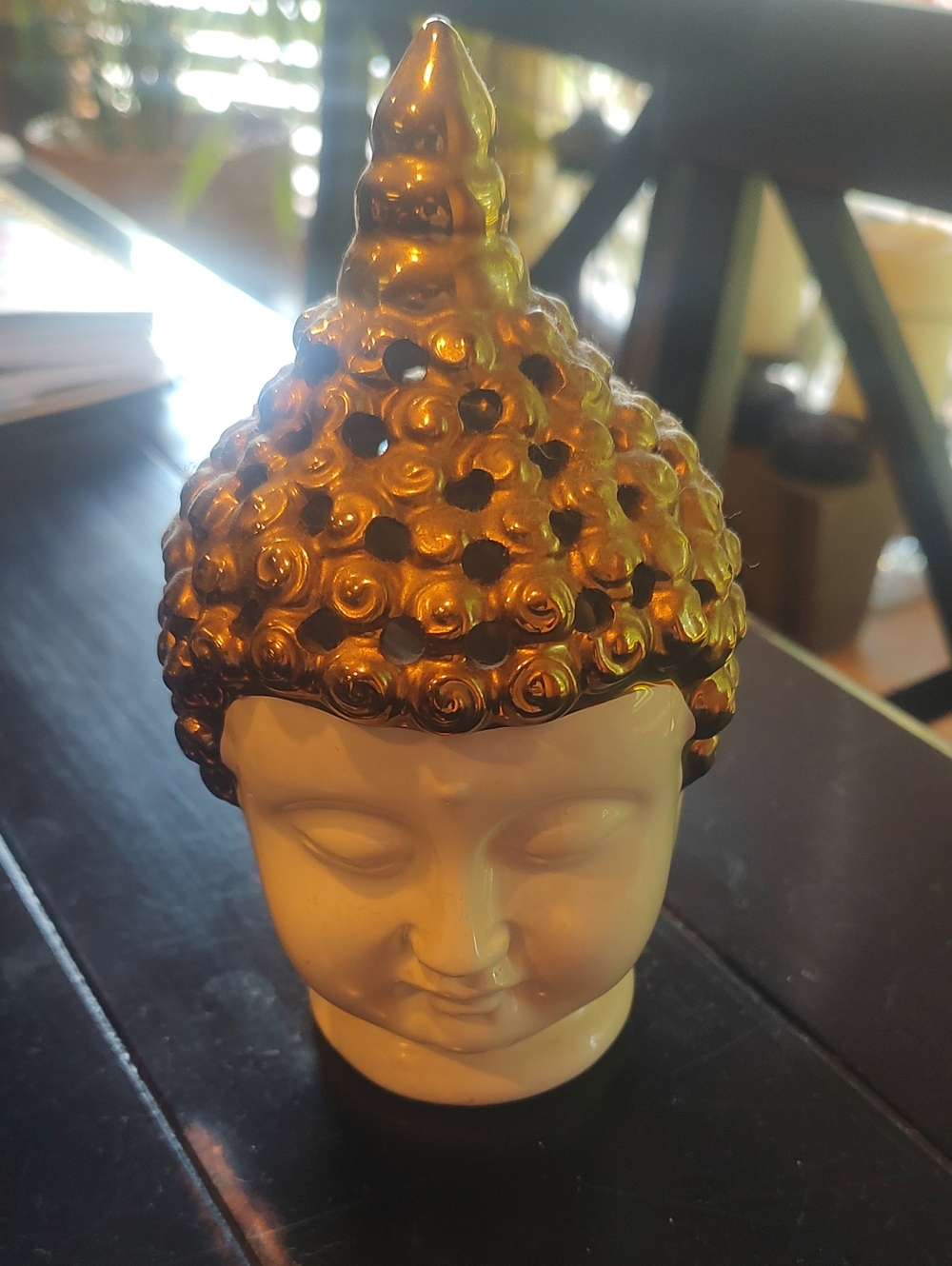 Ceramic Buddha Head Statue in Gold and Cream – Decorative Home Art